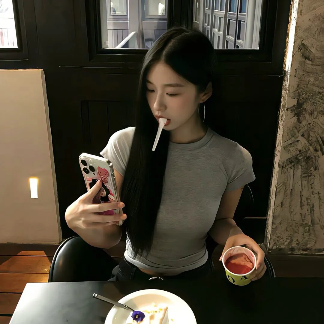 一曲清歌醉几回
